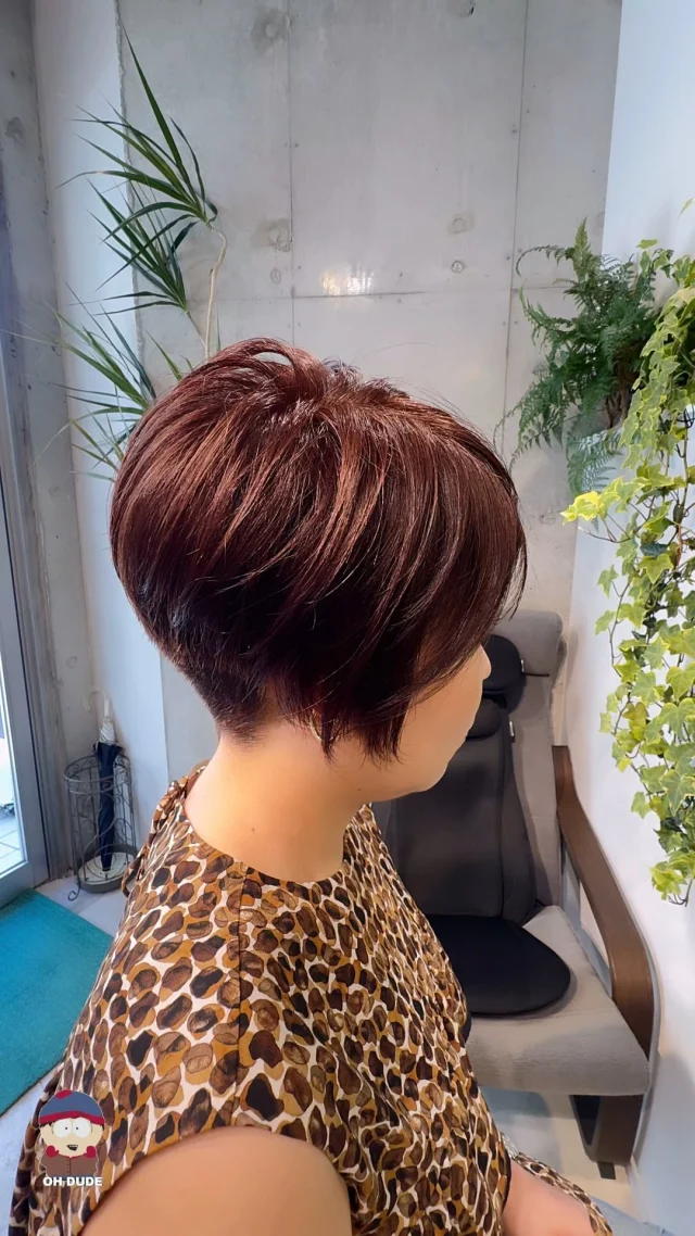 #dudeyokohama 

夏も収まり秋🍂なはずが本日は暑かったぁ🤣
髪型も秋なテイストへ...
カラーやカット💇‍♀️💇‍♂️はプライベートな空間だけに
時間の許す限り伺えるだけ相談をして決めています✨

いつもしっくりこない方はぜひご相談ください🌈

#Dude☺︎Yokohama
#DudeYokohama 
#横浜西口プライベートサロン 
#横浜西口美容室
#横浜西口ショートボブ
#横浜西口ツヤカラー
#ショートスタイル　
#似合うショートヘア　
#じっくりとお話聴きます 
#english
#白髪ツヤのあるカラー　
#メンズショート髪型 
#ツーブロックヘア 
#ヘアカタログ 
#ヘアースタイル 
#大人ショート 
#プライベートサロン
#フェードカット 
#30代ヘアースタイル
#40代ヘアースタイル
#50代ヘアースタイル
#60代ヘアスタイル
#70代ヘアースタイル